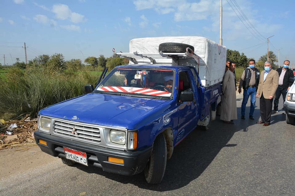 لعدم الالتزام بالإجراءات الاحترازية لمواجهة كورونا  … محافظ المنيا يوجه المرور بسحب رخصة سيارة أجرة وإيقاف خط سيرها 3 شهور .. المنيا – حسن الجلاد