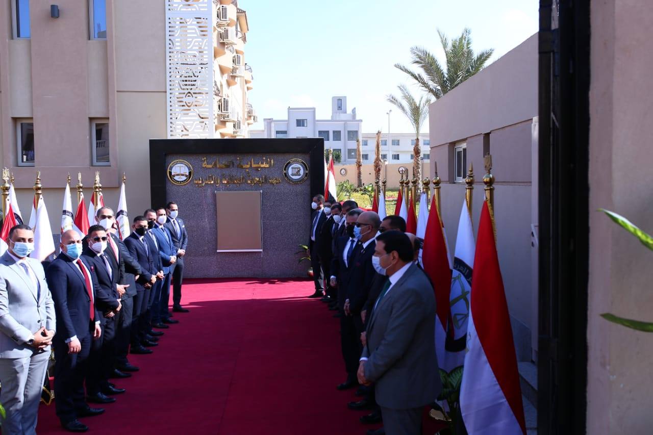 «رئيس محكمة النقض» و«النائب العام» يفتتحان «معهد البحوث الجنائية والتدريب» «بالنيابة العامة» بعد تطويره. ..           متابعة : حسن الجلاد