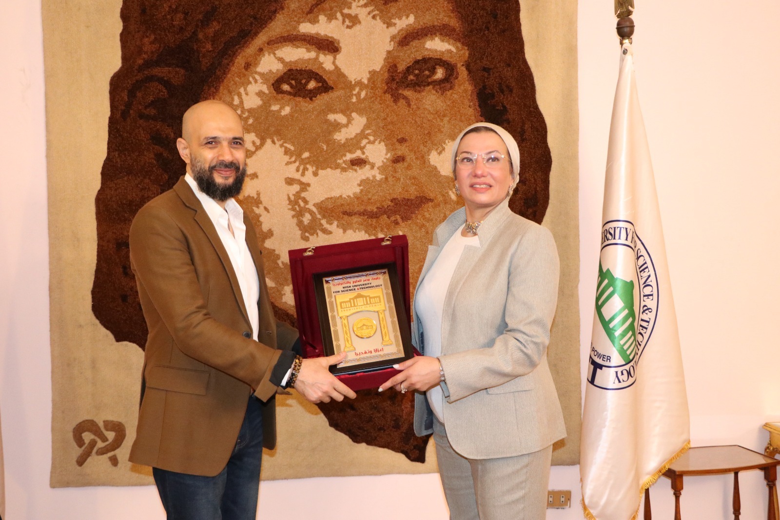 بالصور.. جامعة مصر للعلوم والتكنولوجيا تحتفل باليوم العالمى للمرأة والفتاة فى مجال العلوم 