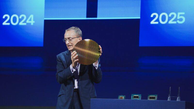 Intel تكشف عن أحدث ابتكاراتها في مجال الذكاء الاصطناعي خلال معرض كمبيوتكس 2024